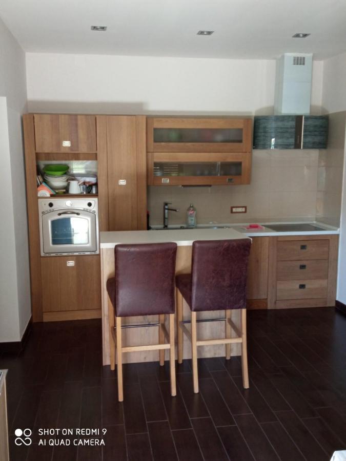 Apartment Verano Njivice Exterior photo